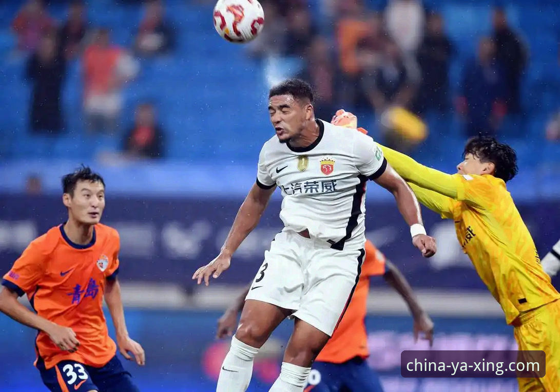青岛海牛3-1力克上海海港 vs 亚星体育平台观赛体验：哪个更让人热血沸腾？